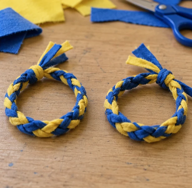 Matching Fabric Bracelets
